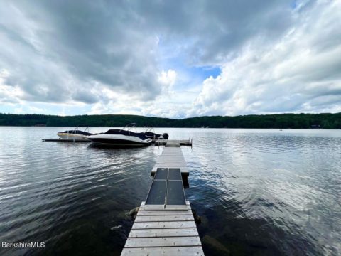 Goose Pond Contemporary With Lake View and Access