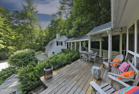 Stockbridge Colonial With Guest Quarters