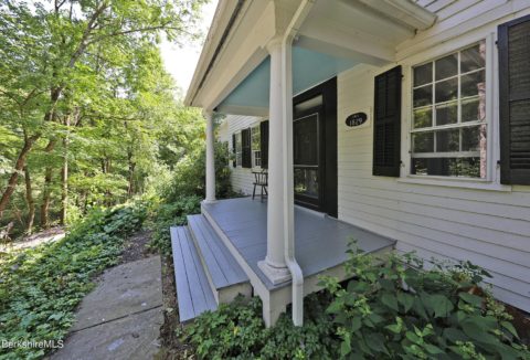 Stockbridge Colonial With Guest Quarters