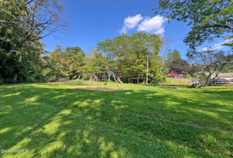 Stockbridge Colonial With Guest Quarters